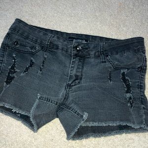 Hot topic size 7 black jean shorts